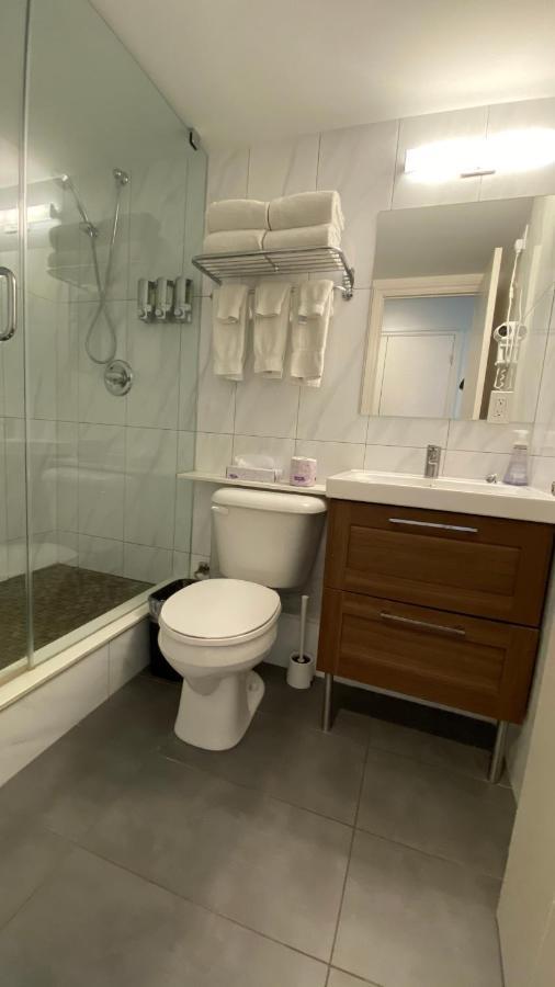 Amber Hotel Grand Bend Bagian luar foto